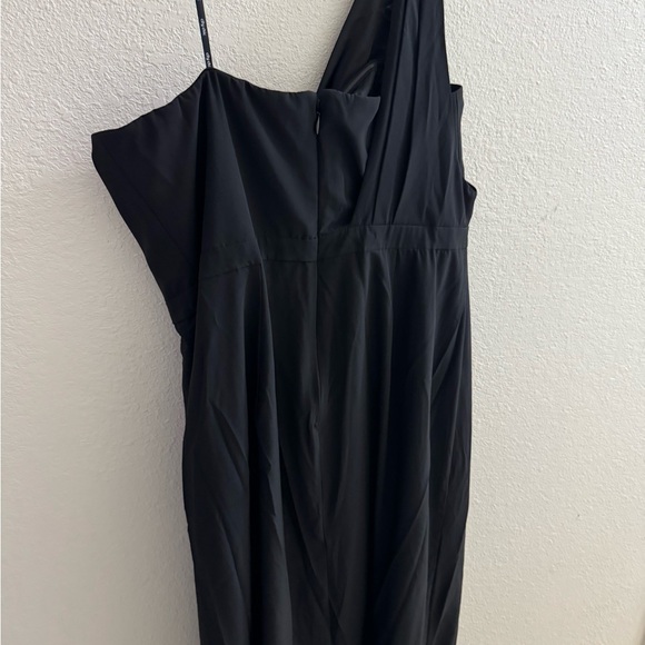 City Chic One Shoulder Black Dress - Picture 4 of 4